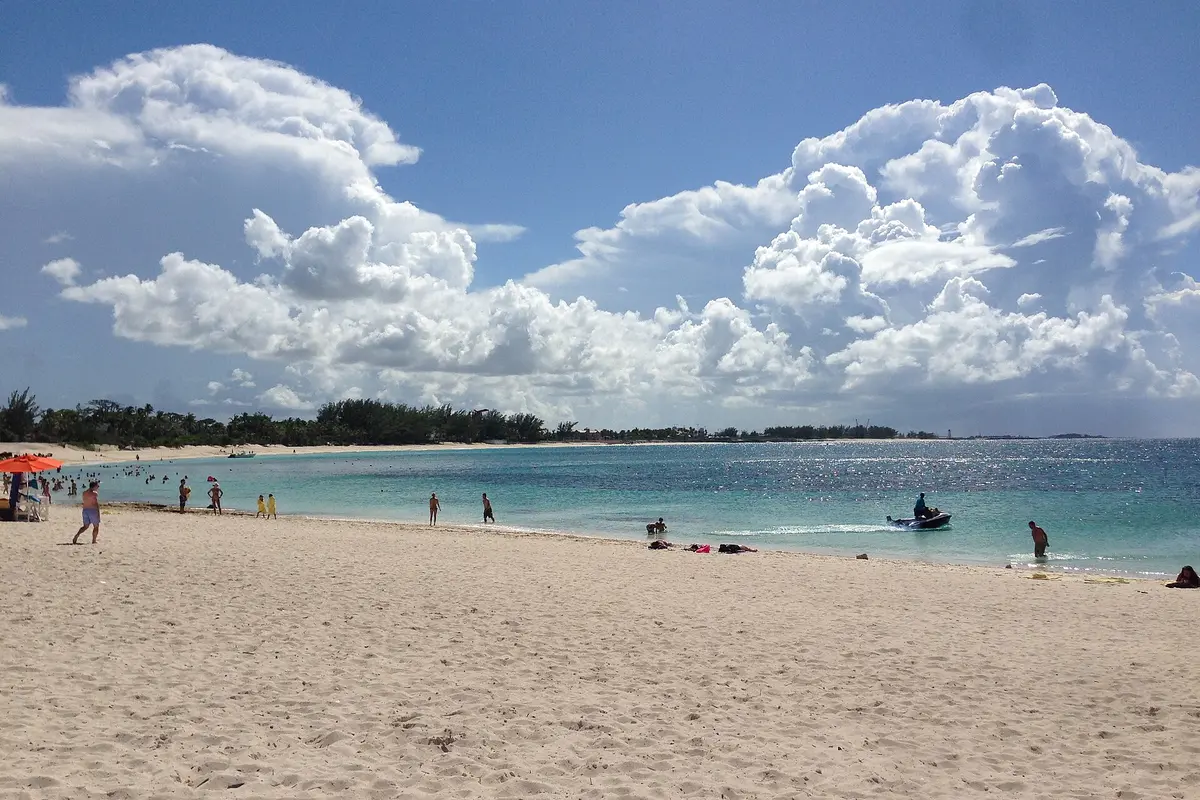 Cove Beach on Paradise Island with white sand and turquoise water